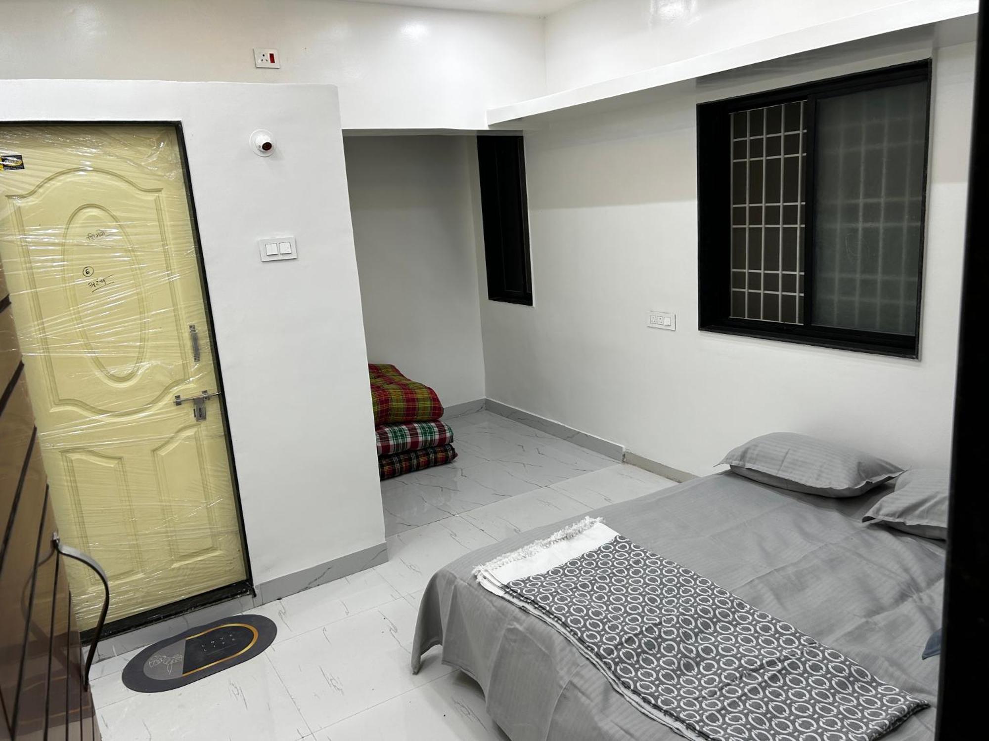 Vatavriksha Guest House,Akkalkot Akalkot Zewnętrze zdjęcie
